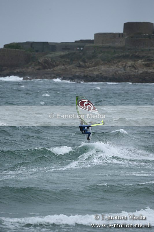 WS 150913-209 - Windsurfing
