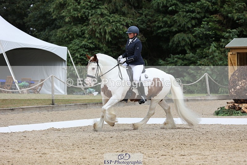 250718A-140131-01684 - 092-Rachael.Smaldon-Nadderbrook.Biscuit