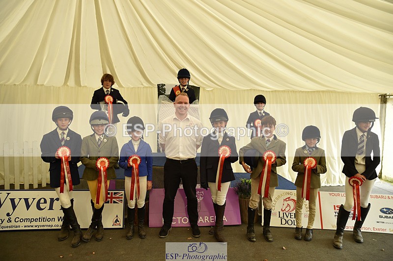 240823X-150840-17970 - 60cm Presentations