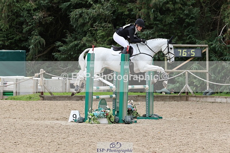 251026A-142919-26347 - G-558-Chloe.Chamulewicz