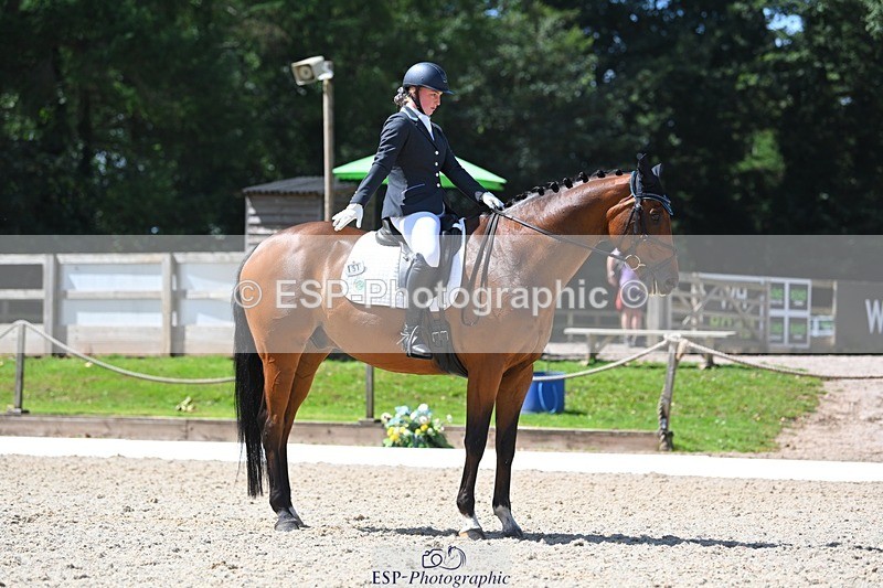 230811-124102-01354 - Cls 4 Adv Medium Silver