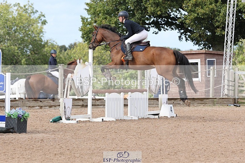 250911-142903-02450 - Cls 5 Chard Snr 90cm Speed Derby