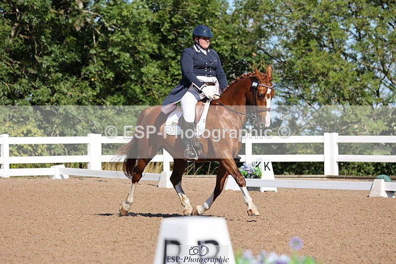 240816A-100425-02814 - 120-Camilla.Stevens-Angelica