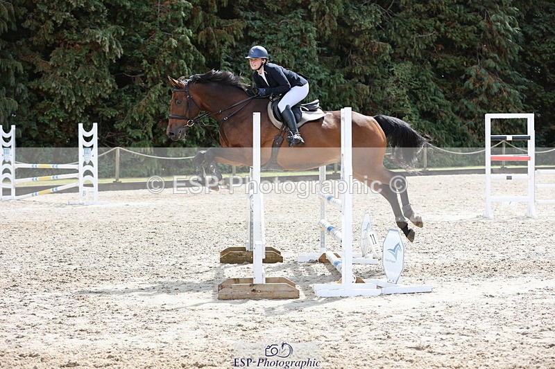 250829A-122759-01653 - Cls 7 British Novice and 90cm