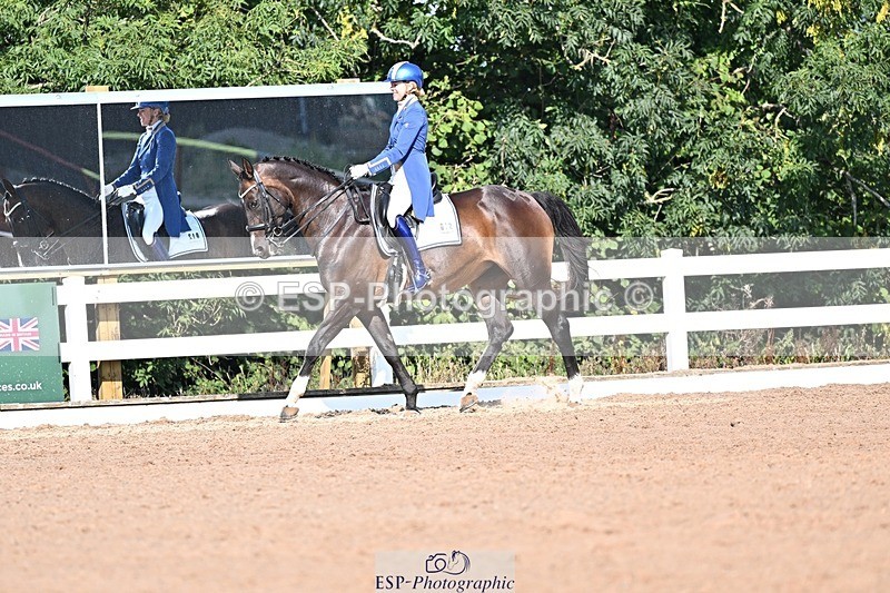 250816-094656-02340 - 012-Natasha.Collings-CostelloDovevale.Tender.Dove