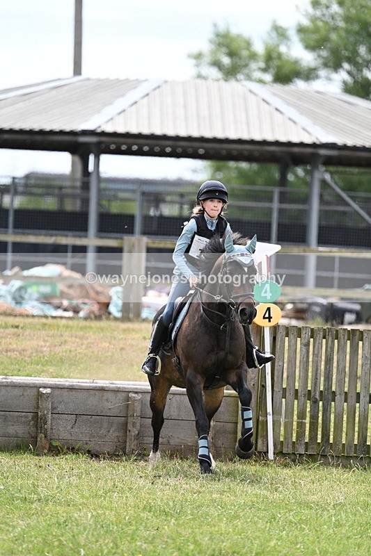 WJ7_5090 - 60cm XC Time 10:17 to 10:49