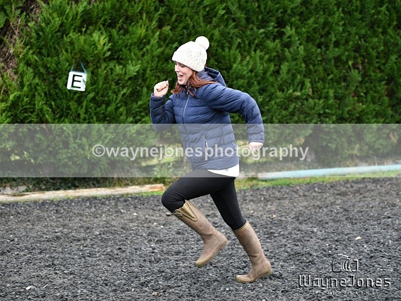 WJ5_3655 - Tanners Christmas Yard Fun 23-12-24