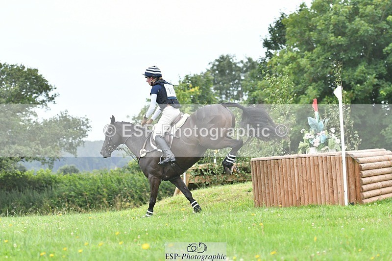 240803-113405-03236 - 103-Isabelle_Geran-DIPTFORD_MORNING_HAZE