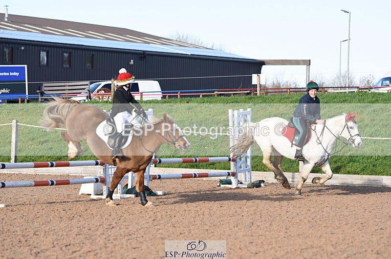 231202A-123742-01505 - Pairs