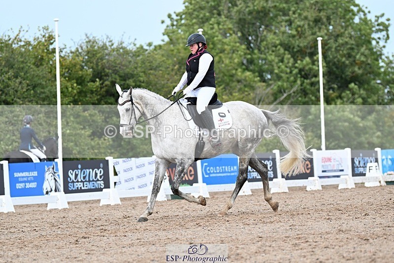 250907-130947-09998 - 071-Emma.ChapmanRoyal.Achiever