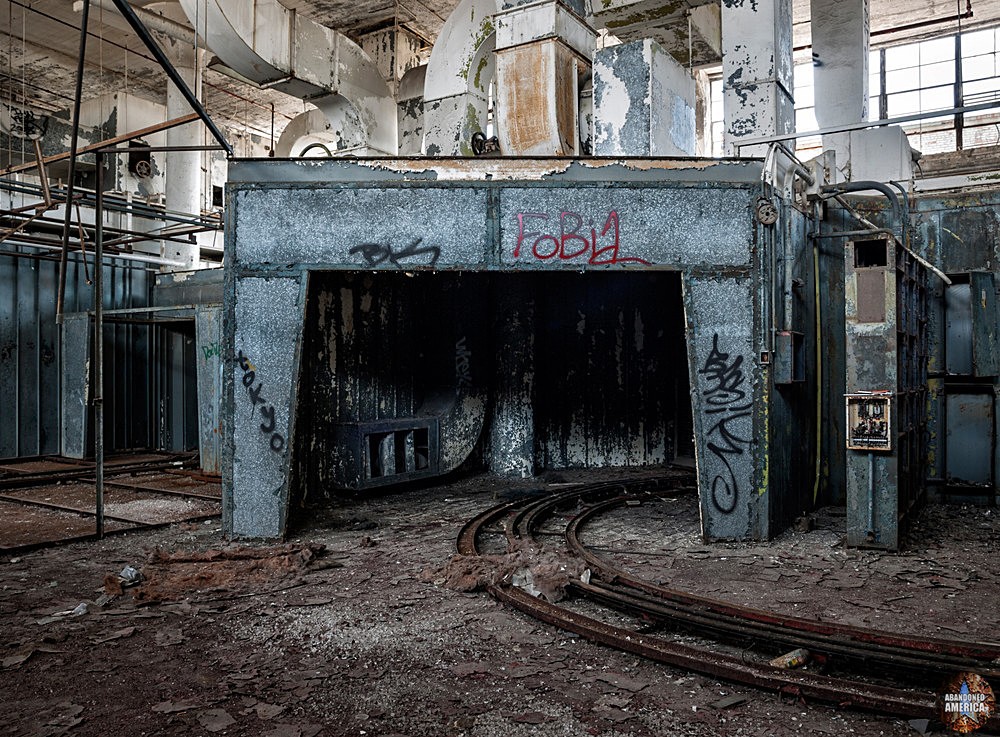 Fisher Body Plant 21 (Detroit, MI) | Tunnel of Love - Fisher Body Plant 21