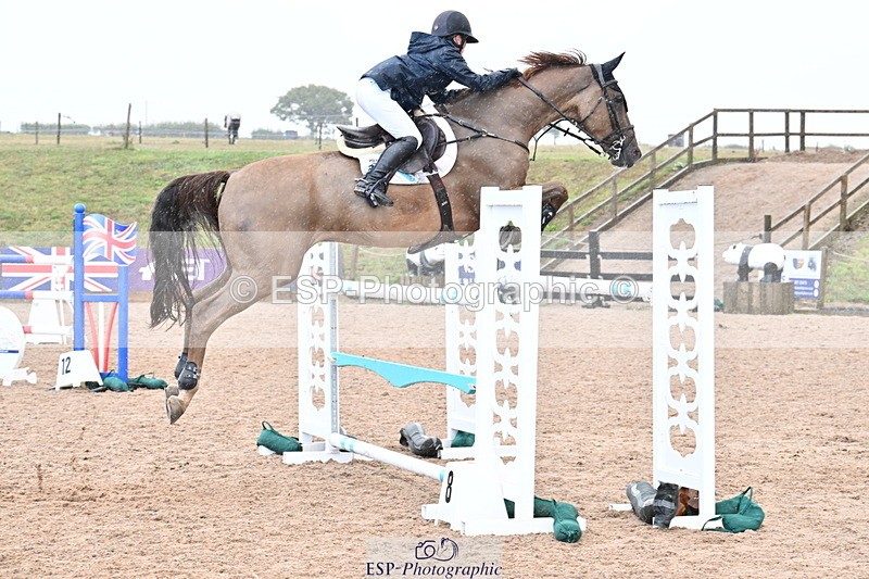 250827B-144556-00782 - Cls 6 Snr Fox 1.20m & Cls 7 1.30m