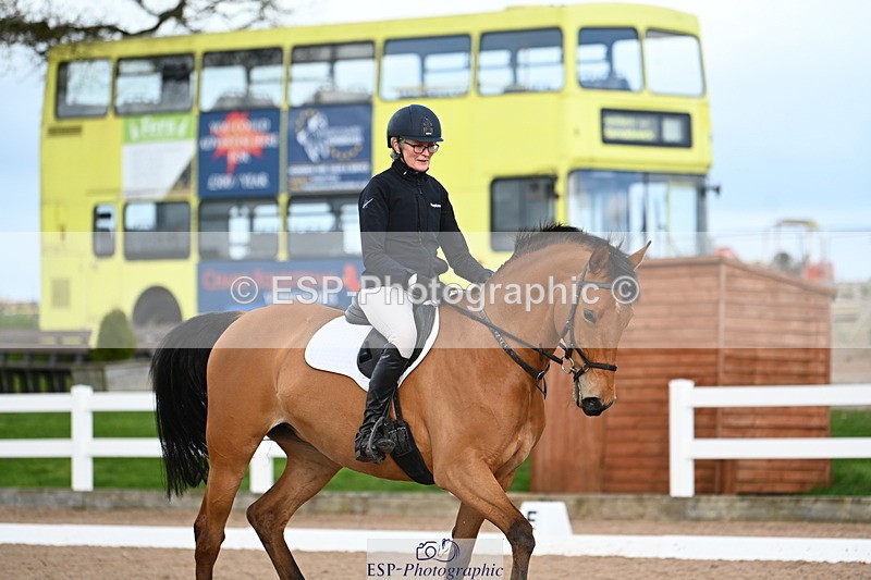 240323A-151801-02429 - UnA Novice 28