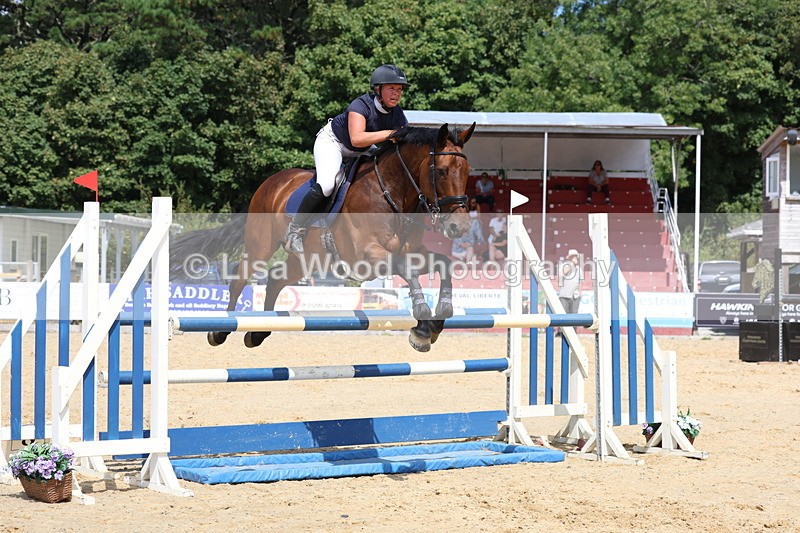3E7A1796 - Class 8: Senior Newcomers/1.10m open