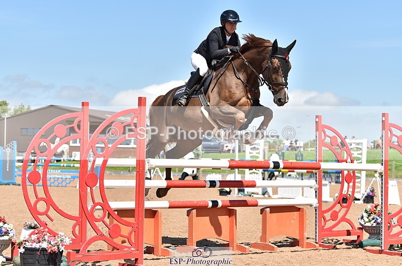 230810A-115512-00975 - Cls 9 Foxhunter