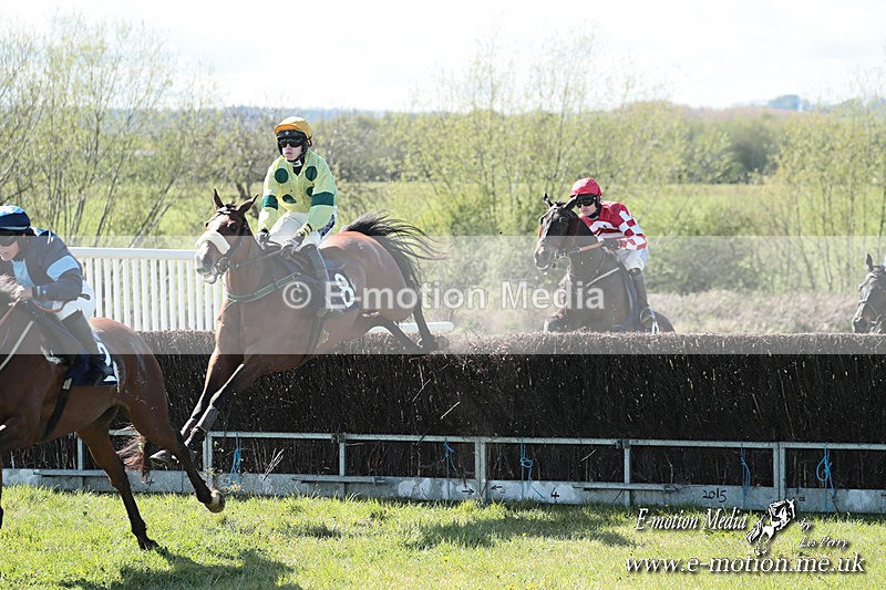 PtP 210425  990 - Paxford Races Easter Monday 21/04/25
