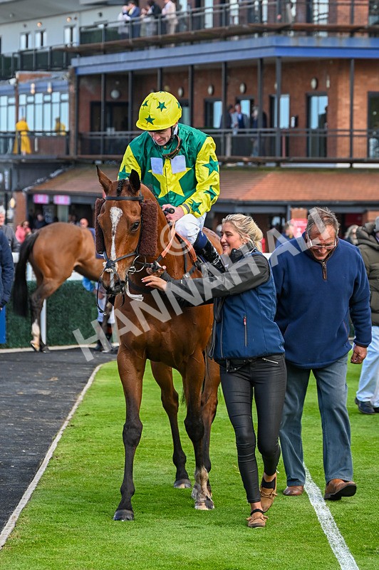 120526-Race 5-Coolree-8817 - Race 5 4.35pm Napoleons Casino And Restaurant Hull Handicap