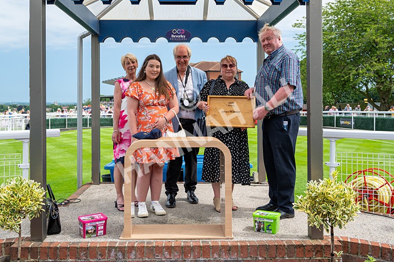 250624-Race 1-Lady Bouquet-7407 - Race 1