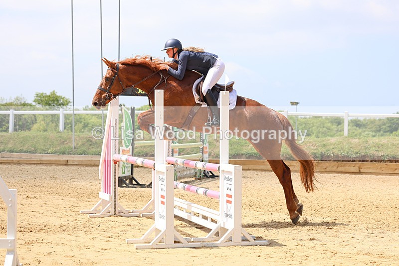 3E7A0350 - Class 10: Senior 95cm open