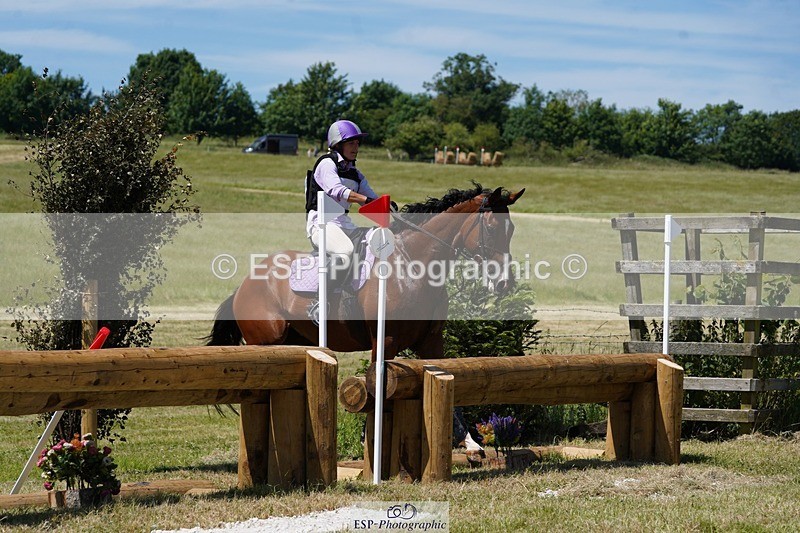 240629X-140314-3092 - 204-Becca_Robinson-VINNIE_SPARKLES