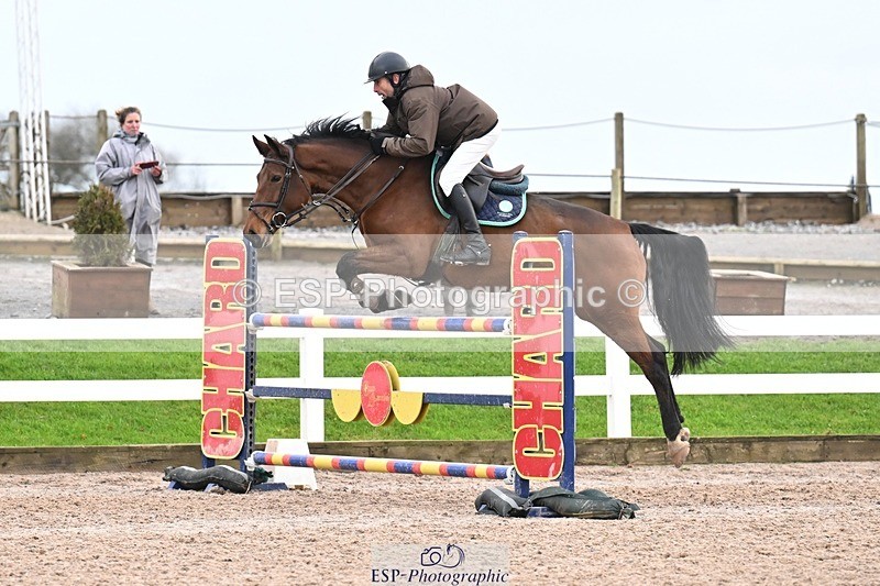 251206-133526-01137 - Cls 13 Snr Foxhunter and 1.20m