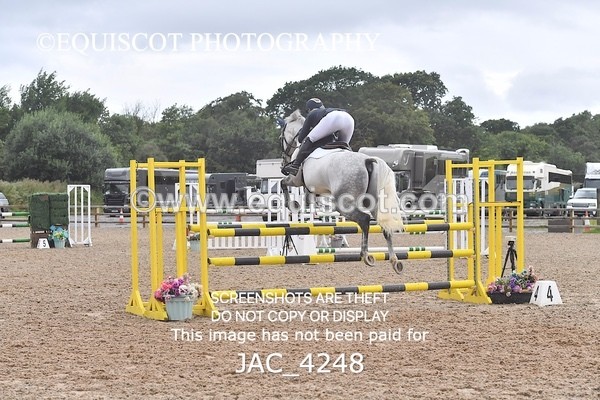 JAC_4248 - CLASS 6 Senior Newcomers/ 1.10m Open