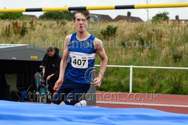 ComMast25-911184 - Field Male Set Two