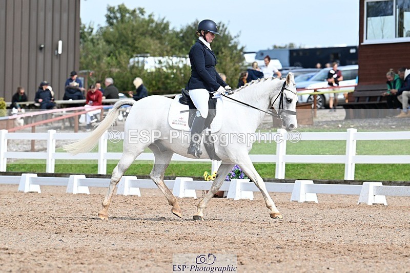 250907-132630-10125 - 065-Jessica.PerrySilver.Secret