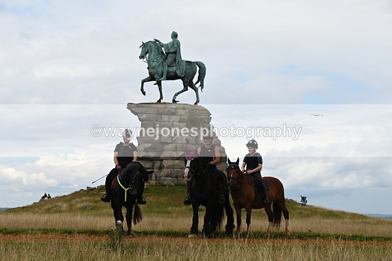 DSC_7543 - Time at Statue 13:16 to 13:52