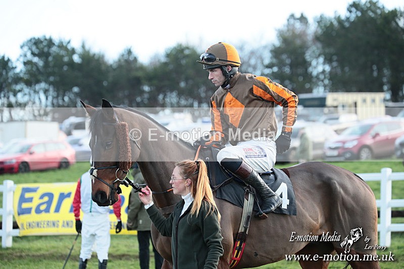 PtP 141225  1755 - New Forest Hounds PtP Larkhill 14/12/25