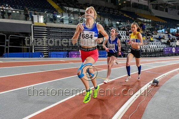 AgeInd25SAT-922703 - Track Female Set Two