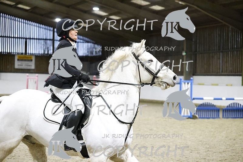 _R6A7115 - 1M clear round