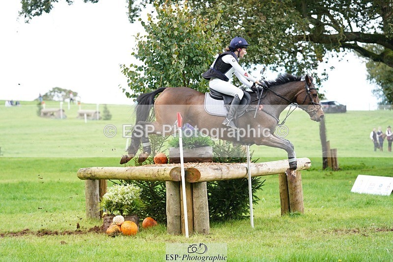 231020-121308-08908 - 044-COOLEY.ON.THE.CARDS-Charlotte.Cooke-XC