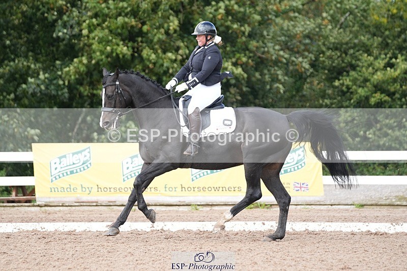 250907-155713-09705 - 057-Joanna.JohnsRockoko