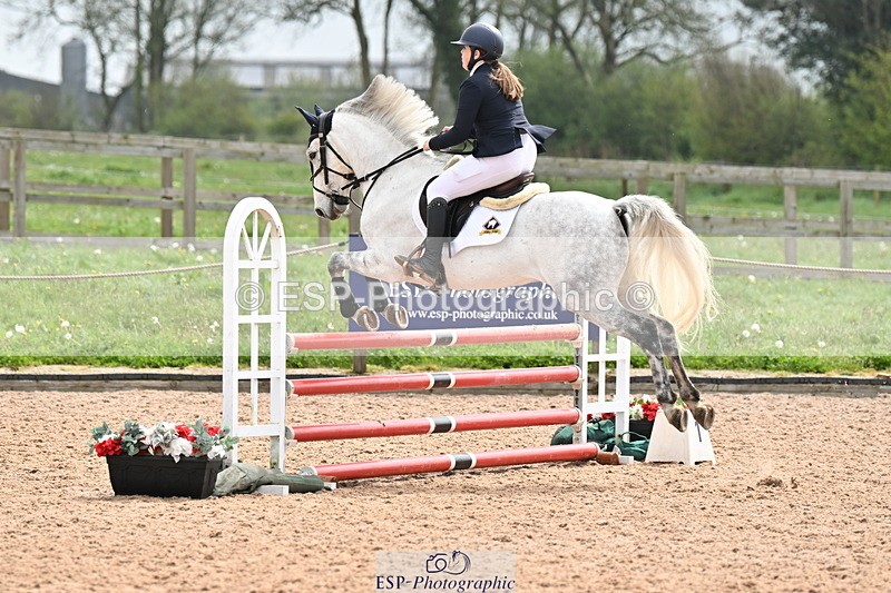 240506A-105713-08341 - Cls 3  Pony Discovery & 90cm Open