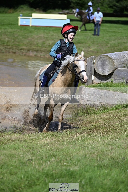 240728B-112545-01042 - Theo's Group XC