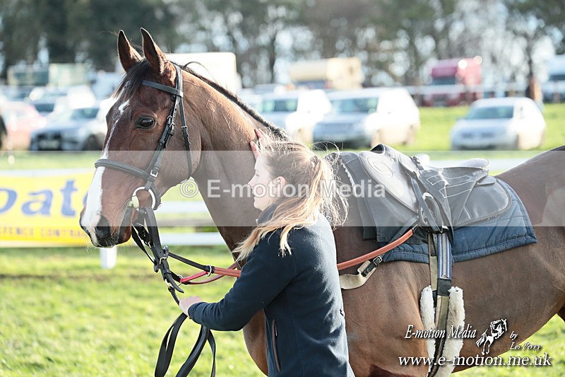 PtP 141225  1942 - New Forest Hounds PtP Larkhill 14/12/25