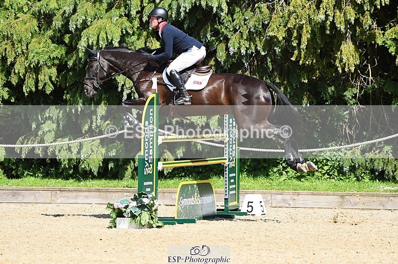 230527-151932-11515 - 477-TREGILDER-Oliver_Townend-SJ