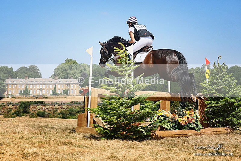 BEXC 150726 714a - Equestrian