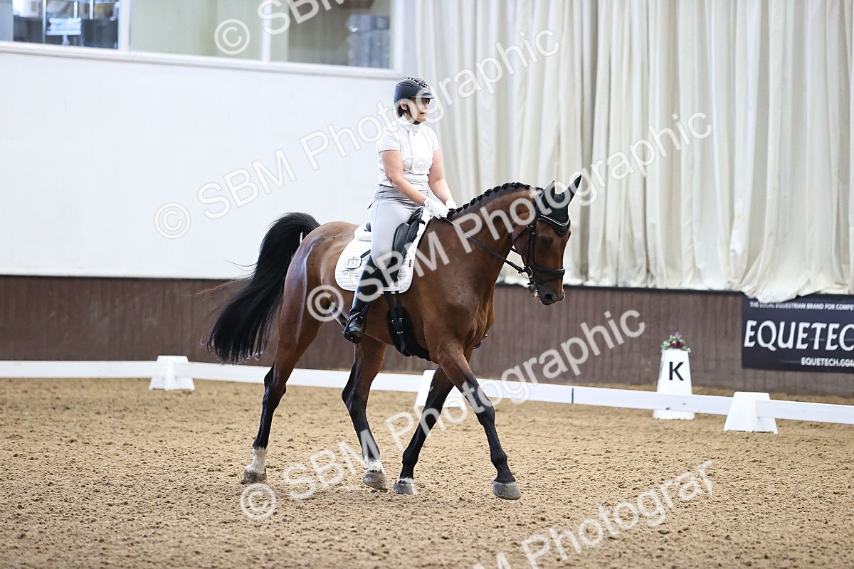 SBM_000386 - Novice 4 Warm Up