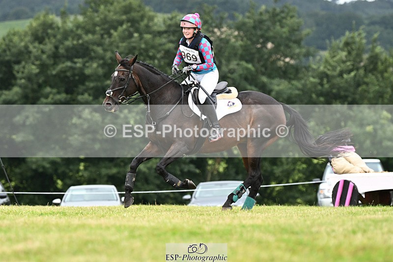 240825X-172905-37532 - 80cm XC 16.30 to 17.30