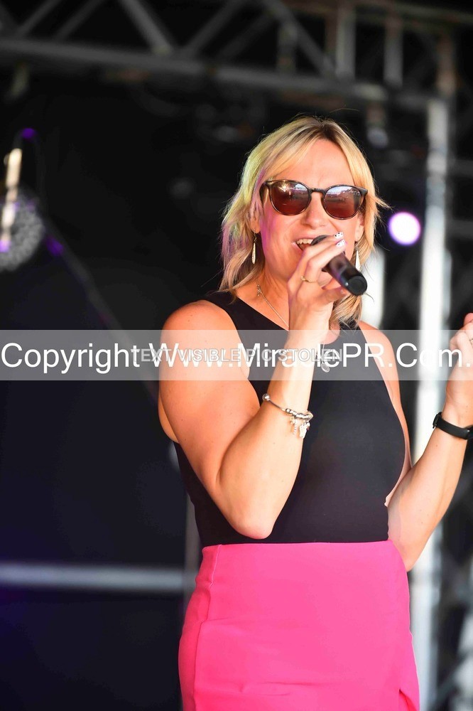 SH4_0726 - Lisa Winwood