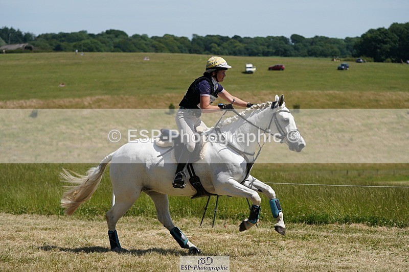 240629X-144234-3609 - 222-Kate_Jupp-CARROWNURLAUR_PRIDE