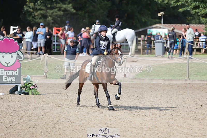 240823X-103656-15591 - 60cm R1 10.00 to 11.30