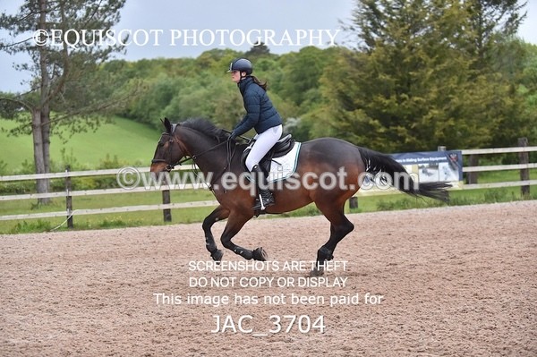 JAC_3704 - CLASS 8 Senior Newcomers/ 1.10m Open