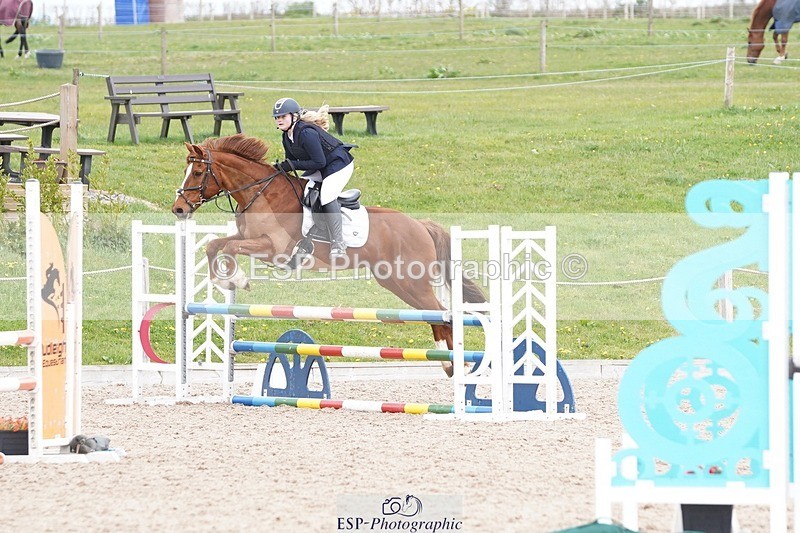 250414-140258-01061 - 90cm Round 2