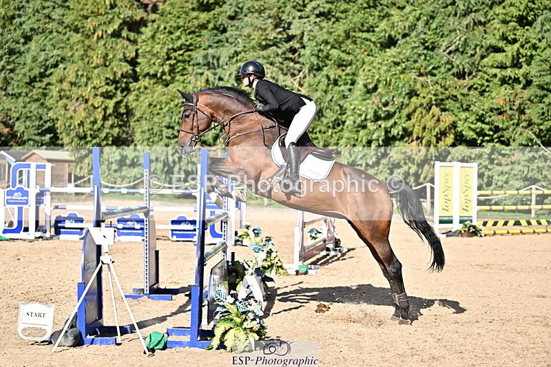 260906A-162717-04689 - Cls 24 Snr Foxhunter