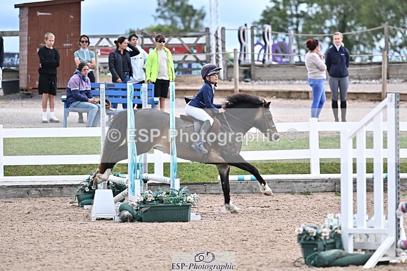 250729-145521-00038 - Clear Round and 60cm