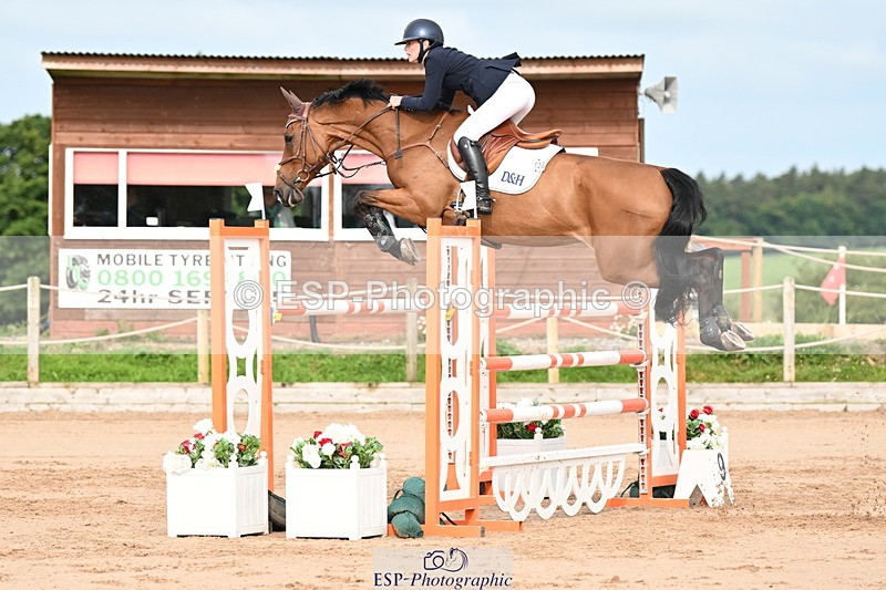 240721A-090319-16763 - Cls 20, 1 Star Gold Tour 1.35m