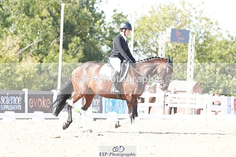 250817-154849-11587 - 083-Emily.JarvisCriafol.Two.Tone.Tequila